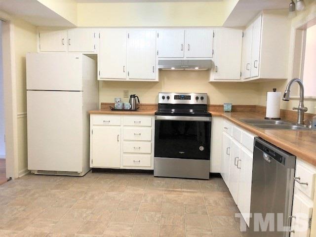 6416 Meadow View Drive Raleigh, NC 27609 - Photo 5 of 15