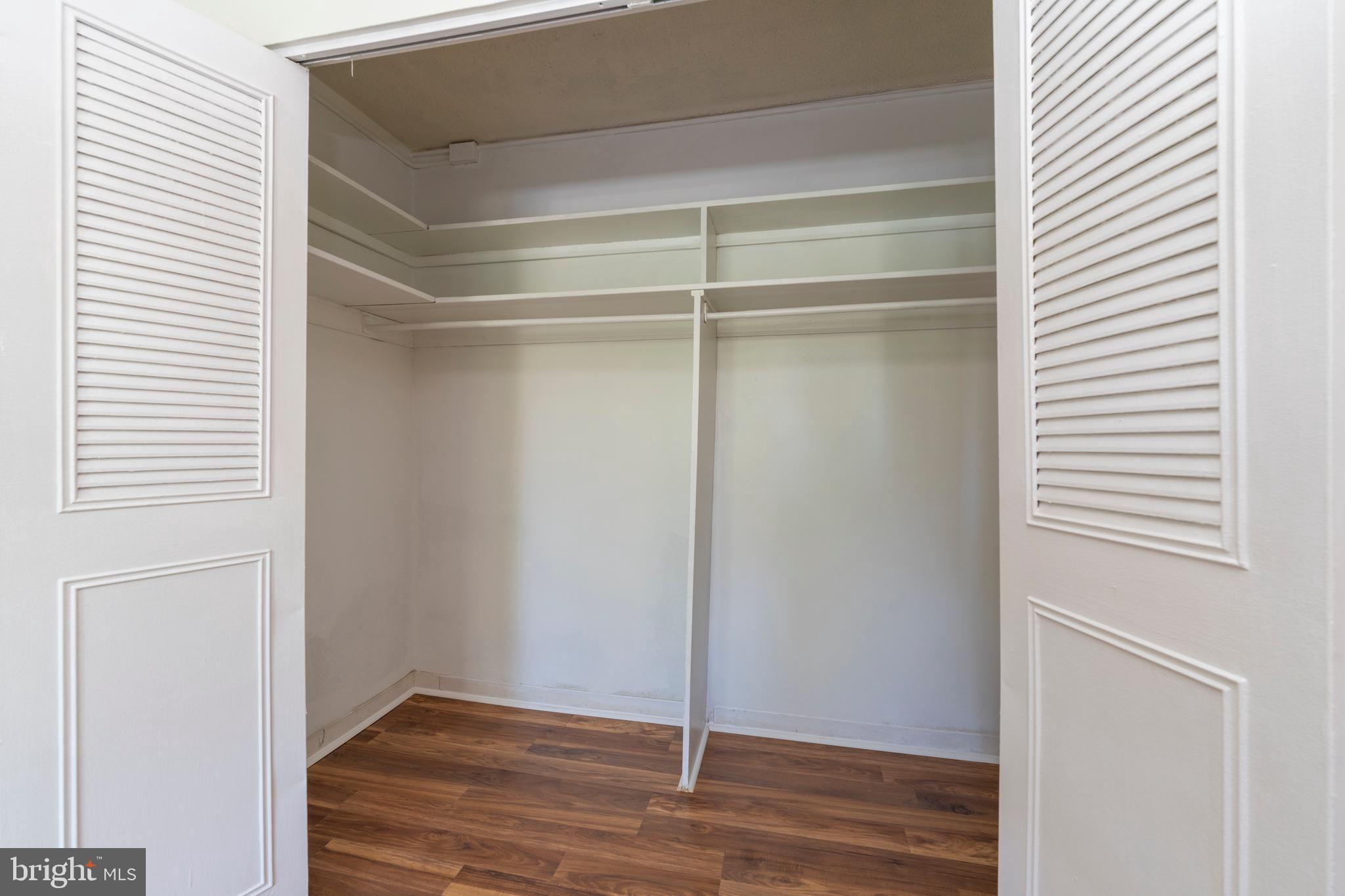 4401 Roland Avenue, Unit 115 Baltimore, MD 21210 - Photo 31 of 54 LG Deep Closet in Primary Bedroom