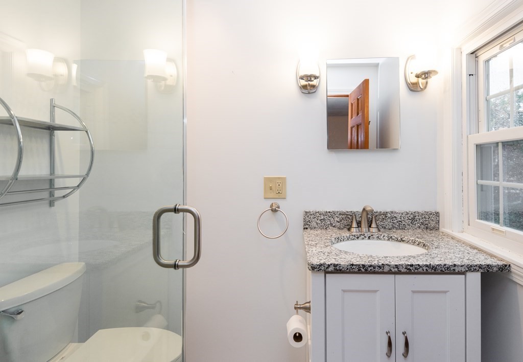 18 Dennett Road Marblehead, MA 01945 - Photo 18 of 36