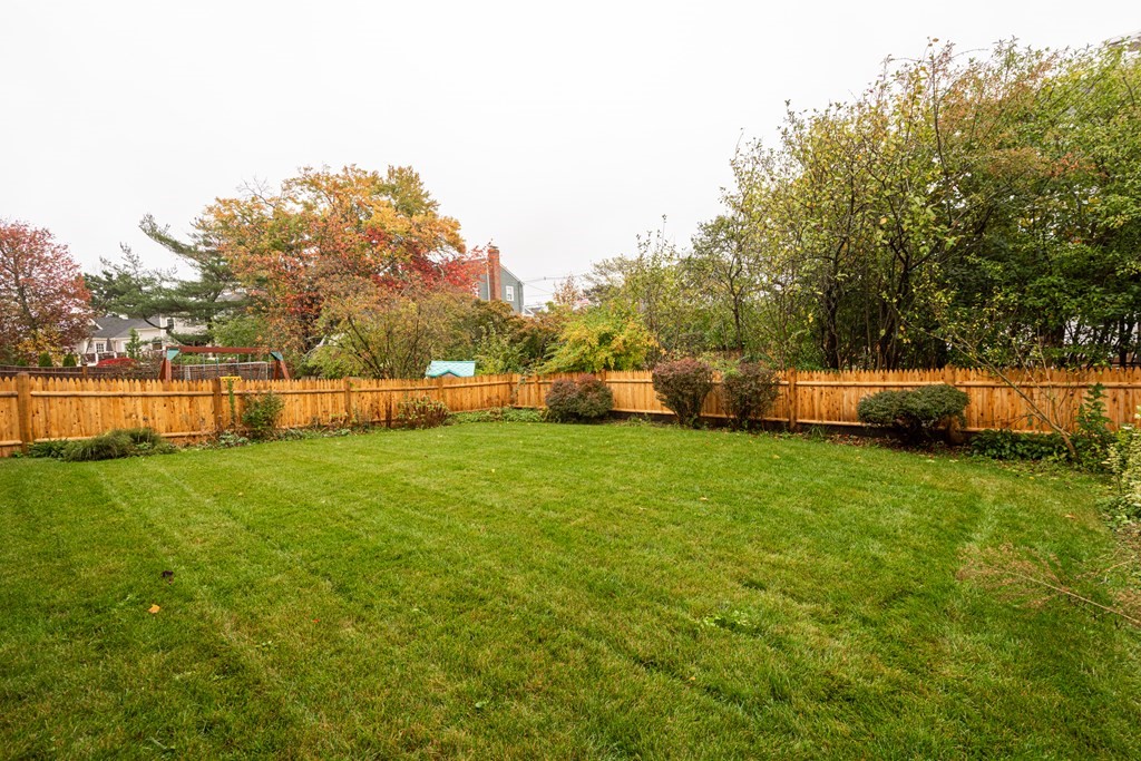 18 Dennett Road Marblehead, MA 01945 - Photo 3 of 36