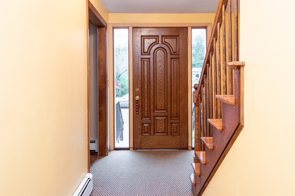 18 Dennett Road Marblehead, MA 01945 - Photo 7 of 36