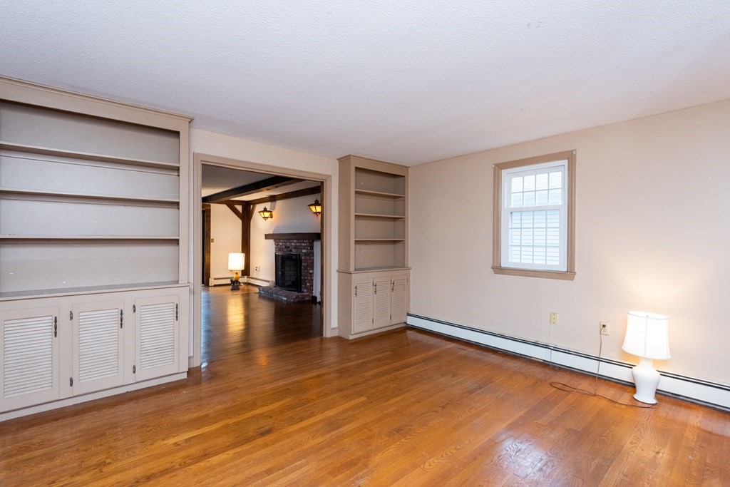 18 Dennett Road Marblehead, MA 01945 - Photo 8 of 36