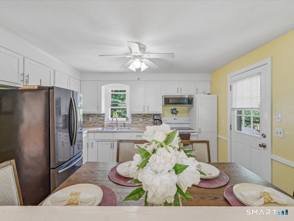 20 Bancroft Road Vernon, CT 06066 - Photo 9 of 40