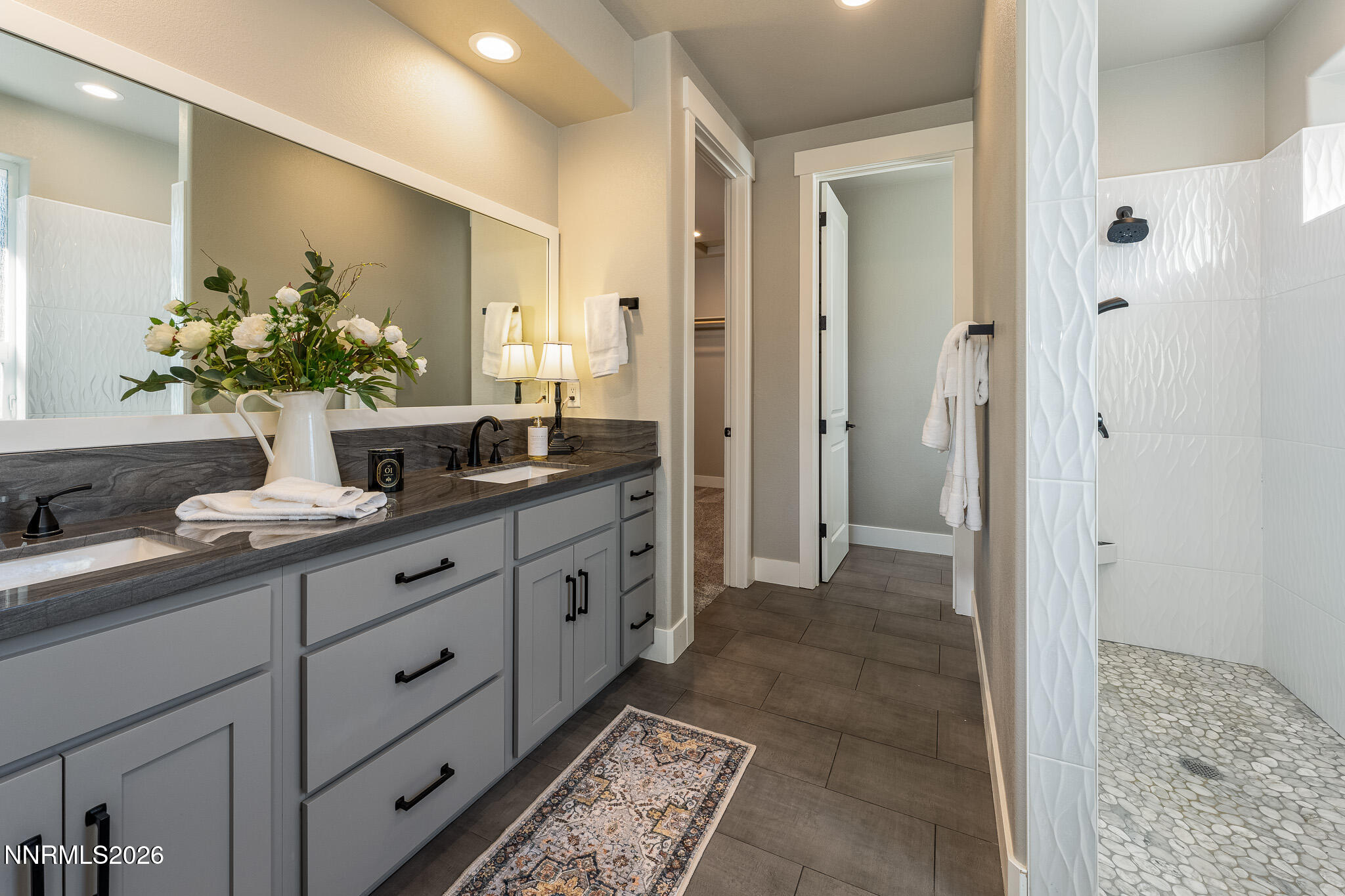 1016 Keystone Court Gardnerville, NV 89460 - Photo 26 of 47 Primary bath