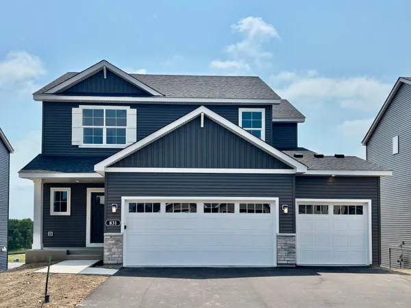 $499,900 | 831 Walnut Grove Lane, Hanover, MN 55341