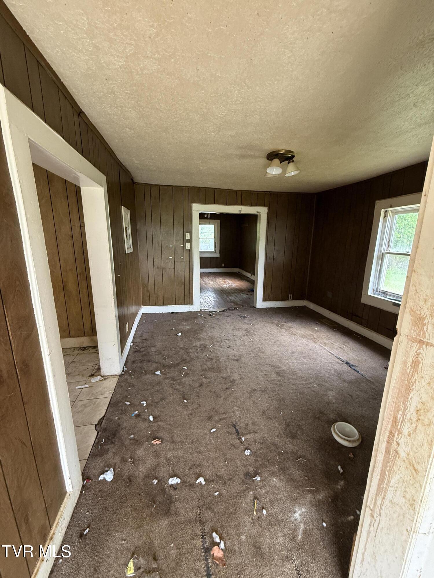 1007 Embreville Road Johnson City, TN 37604 - Photo 22 of 22 IMG_0331