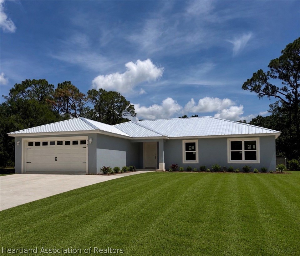 2104 Flower Terrace Sebring, FL 33875 - Photo 1 of 42