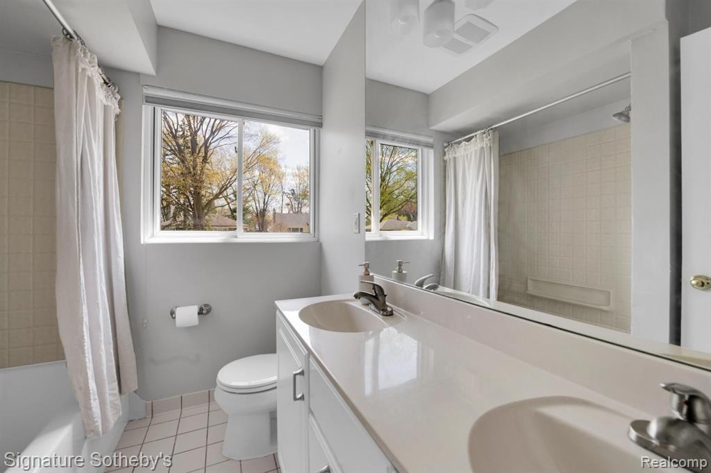 1102 West Webster Road Royal Oak, MI 48073 - Photo 17 of 23 Gallery Image 17