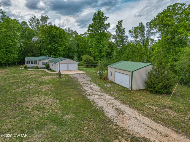 $800,000 | 393 Shepard Cemetery Lane, Hollow Rock, TN 38342