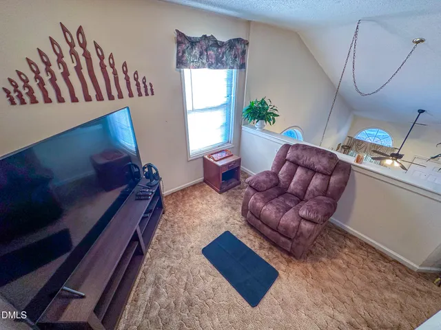 $285,000 | 1431 Beacon Village Drive, Raleigh, NC 27604