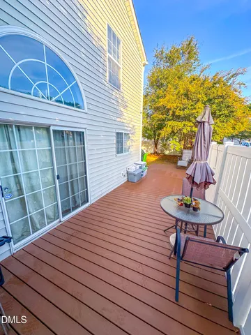 $285,000 | 1431 Beacon Village Drive, Raleigh, NC 27604