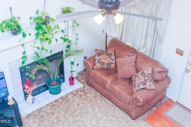 $285,000 | 1431 Beacon Village Drive, Raleigh, NC 27604