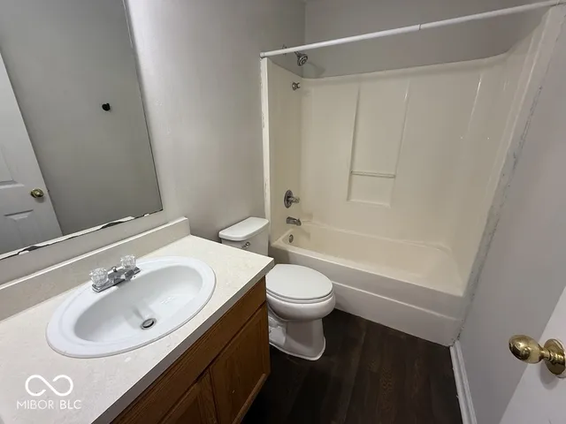 $1,600 | 7202 Parklake Circle, Indianapolis, IN 46217