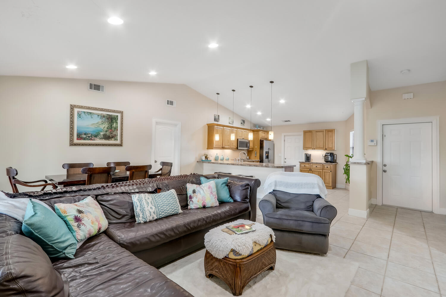 4120 Southeast Jacaranda Street Stuart, FL 34997 - Photo 10 of 37 4120 SE Jacaranda St Stuart FL-large-007