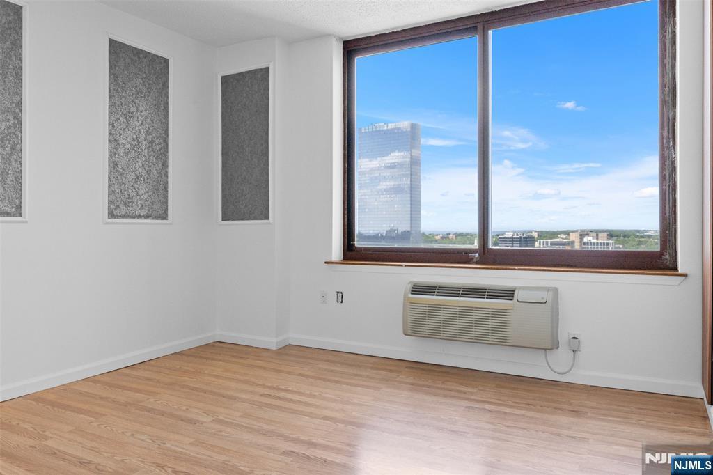 100 Old Palisade Road, Unit 3215 Fort Lee, NJ 07024 - Photo 23 of 43 a view of an empty room and window