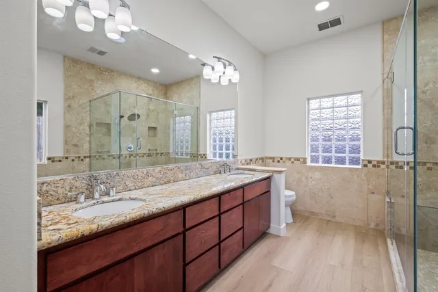 $995,000 | 7818 Tamara Drive, Fair Oaks, CA 95628