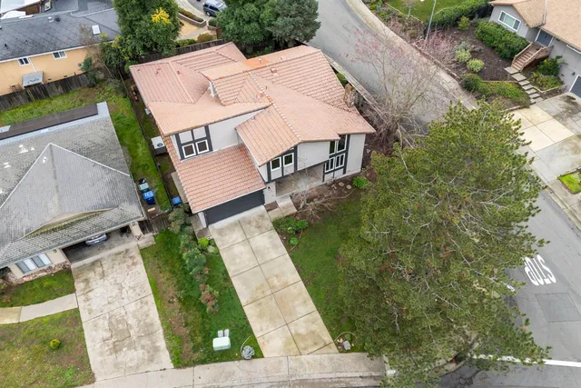 $995,000 | 7818 Tamara Drive, Fair Oaks, CA 95628