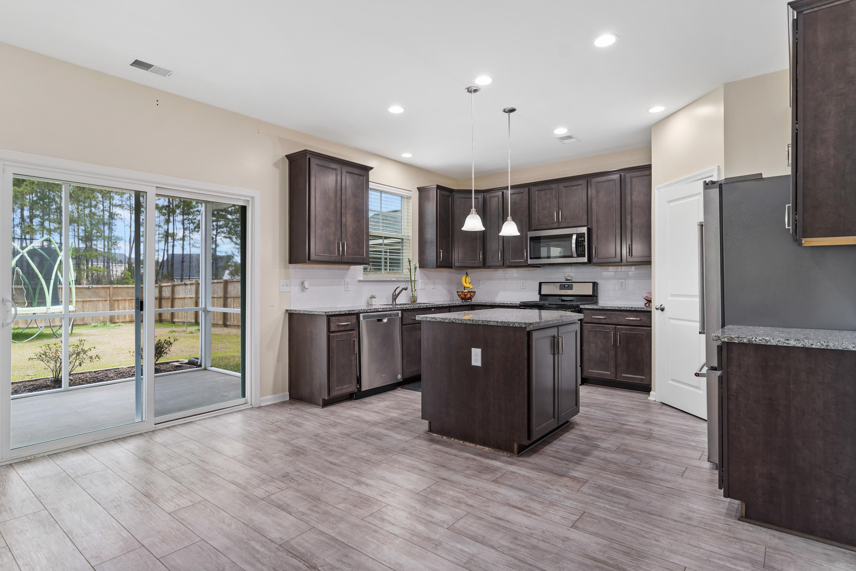 122 Oyama Road Summerville, SC 29486 - Photo 12 of 54 Eat in Kitchen