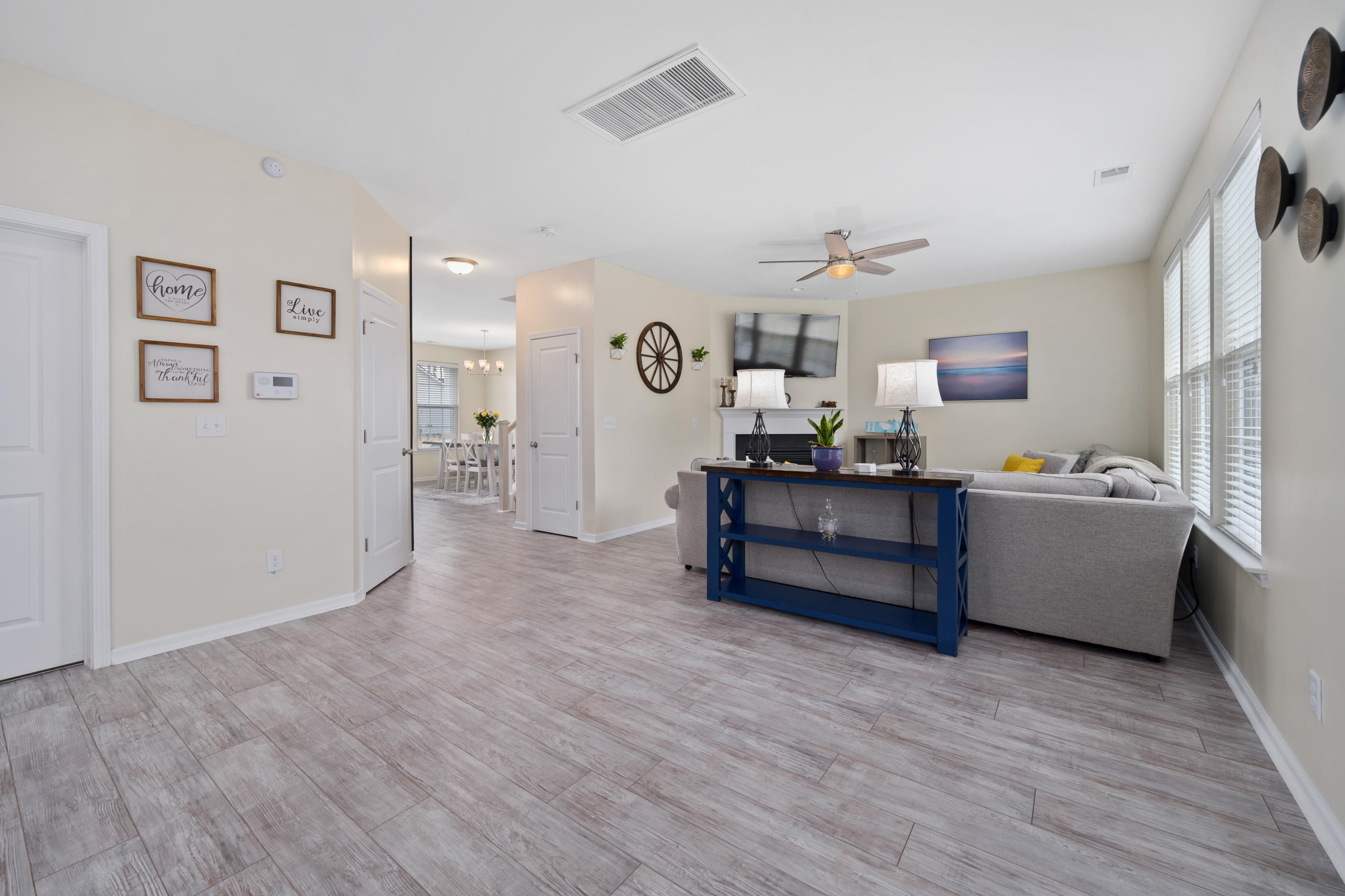 122 Oyama Road Summerville, SC 29486 - Photo 8 of 54 Family Room