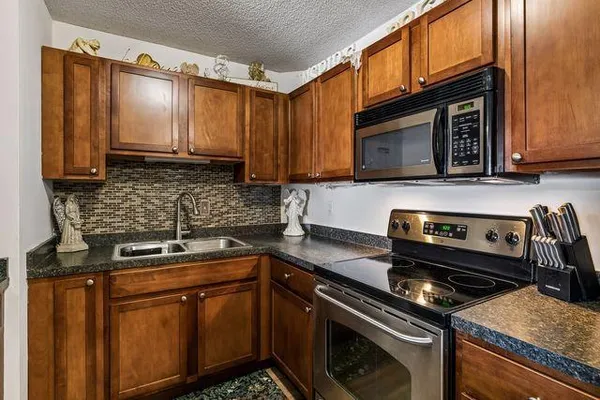 $110,000 | 4680 Tower Street Southeast, Unit 322, Prior Lake, MN 55372