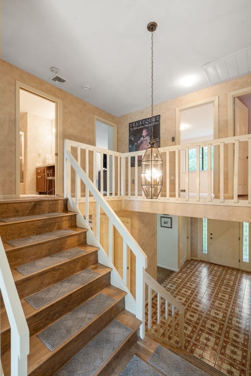 18 Juniper Lane Framingham, MA 01701 - Photo 26 of 42