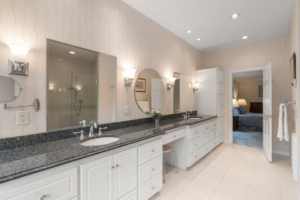 18 Juniper Lane Framingham, MA 01701 - Photo 30 of 42