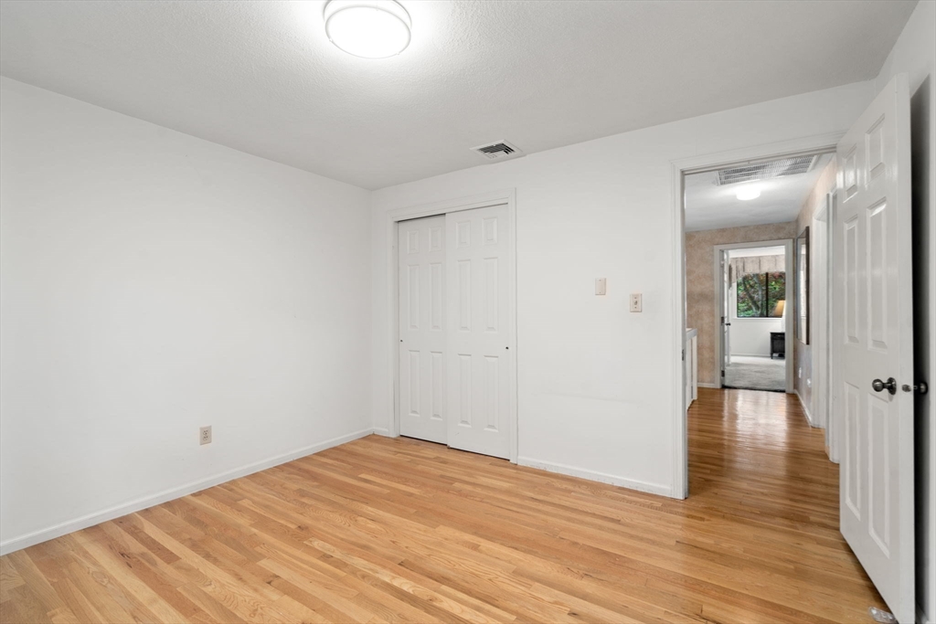 18 Juniper Lane Framingham, MA 01701 - Photo 36 of 42