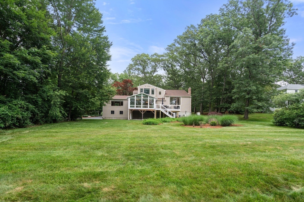 18 Juniper Lane Framingham, MA 01701 - Photo 4 of 42