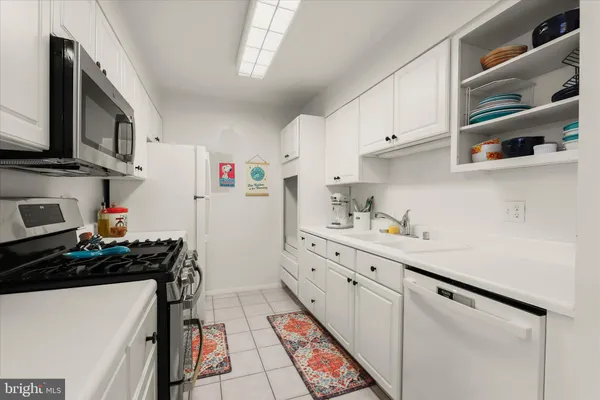 $325,000 | 21 Silverwood Circle, Unit 11, Annapolis, MD 21403