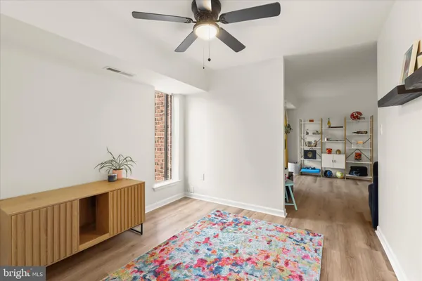 $325,000 | 21 Silverwood Circle, Unit 11, Annapolis, MD 21403
