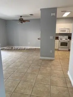$2,200 | 1650 Northeast 33rd Road, Unit 10610, Homestead, FL 33033