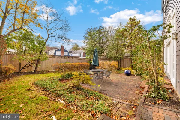 $8,000 | 4920 Butterworth Place Northwest, Washington, DC 20016