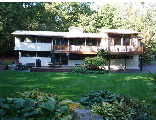 250 Glen Road Weston, MA 02493 - Photo 1 of 7 Gallery Image 1