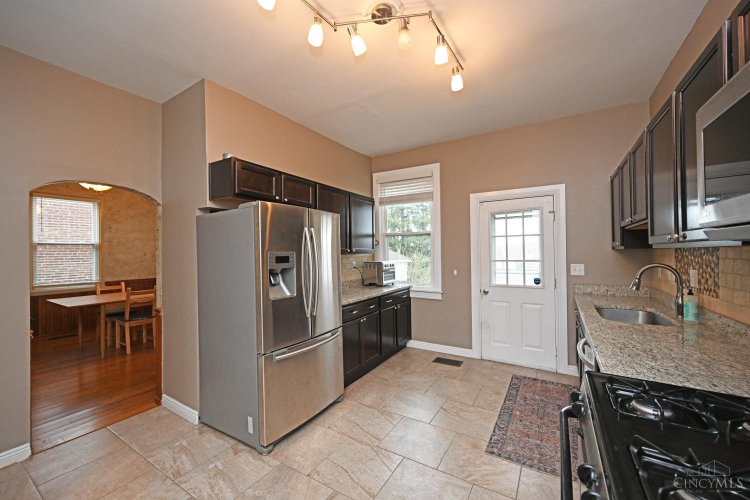 813 3rd Street Reading, OH 45215 - Photo 15 of 33