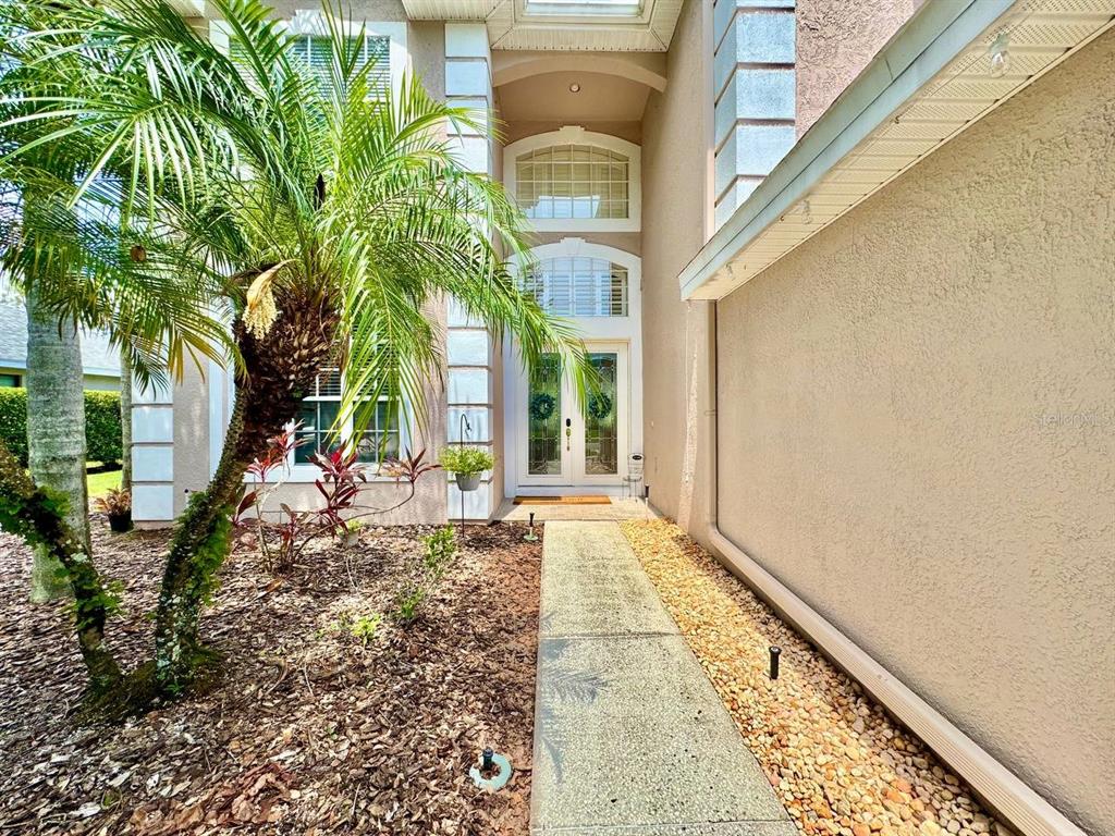 18711 Chaville Road Lutz, FL 33558 - Photo 6 of 72