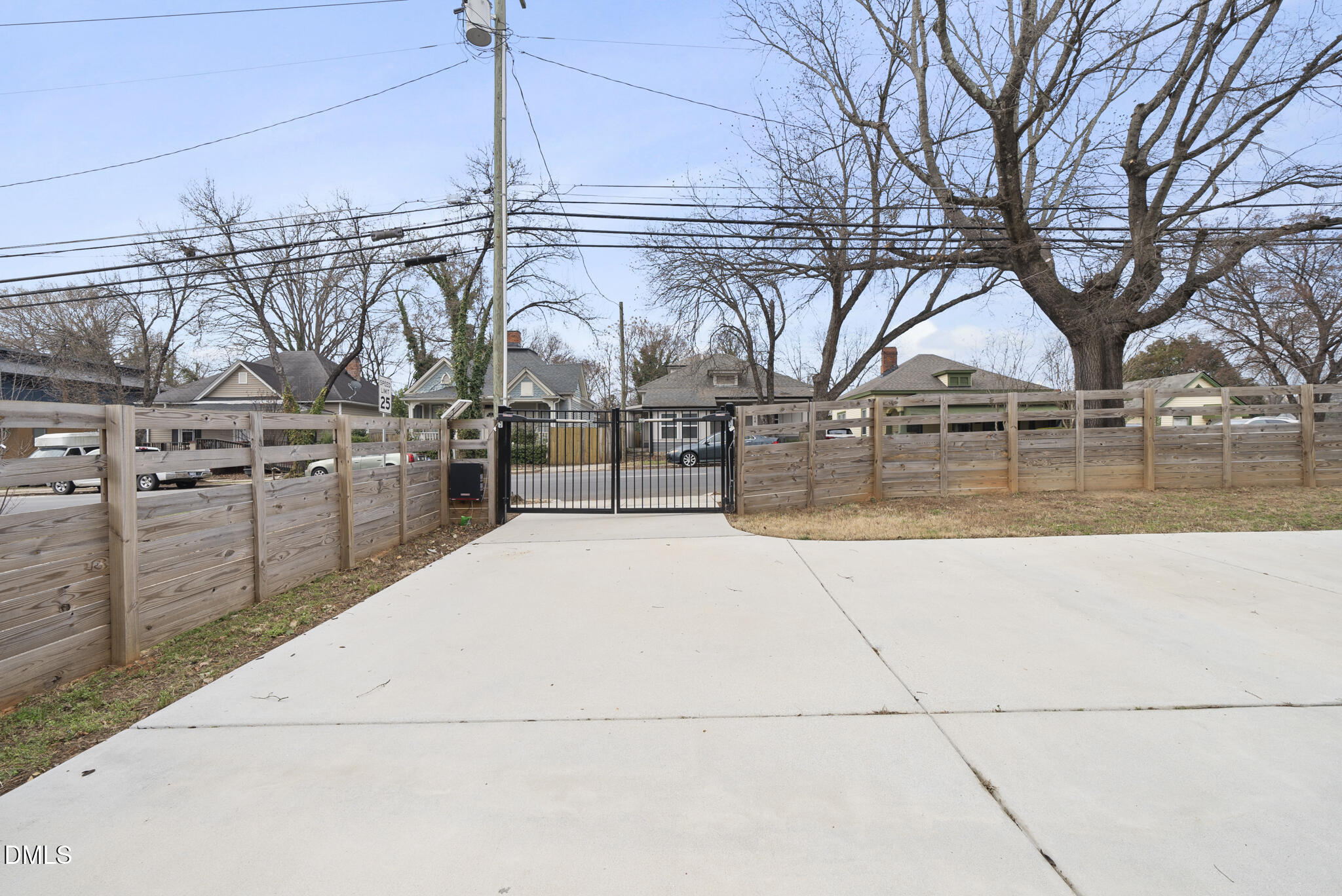 200 Bledsoe Avenue Raleigh, NC 27601 - Photo 39 of 42 a view of a backyard