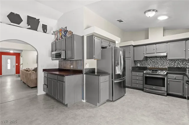 $489,000 | 815 Crabapple Drive, Henderson, NV 89002