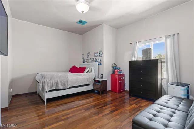 $489,000 | 815 Crabapple Drive, Henderson, NV 89002