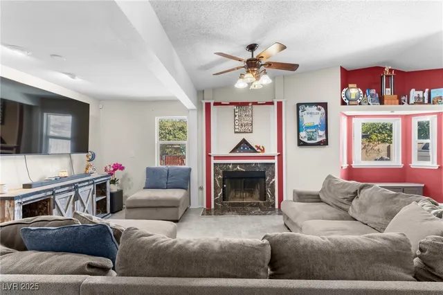 $489,000 | 815 Crabapple Drive, Henderson, NV 89002