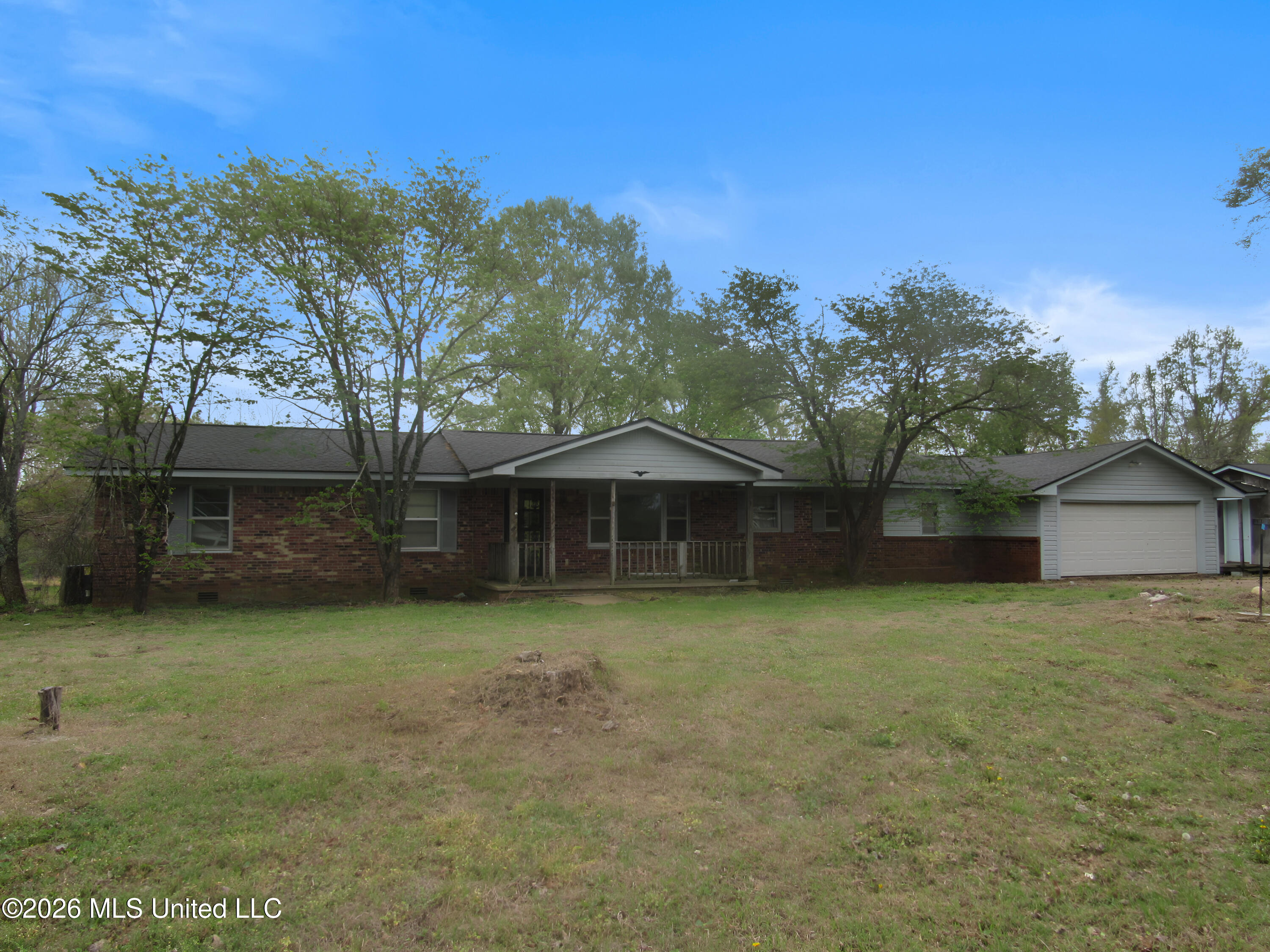 461 Cypress Corner Road Senatobia, MS 38668 - Photo 1 of 20 IMG_7548