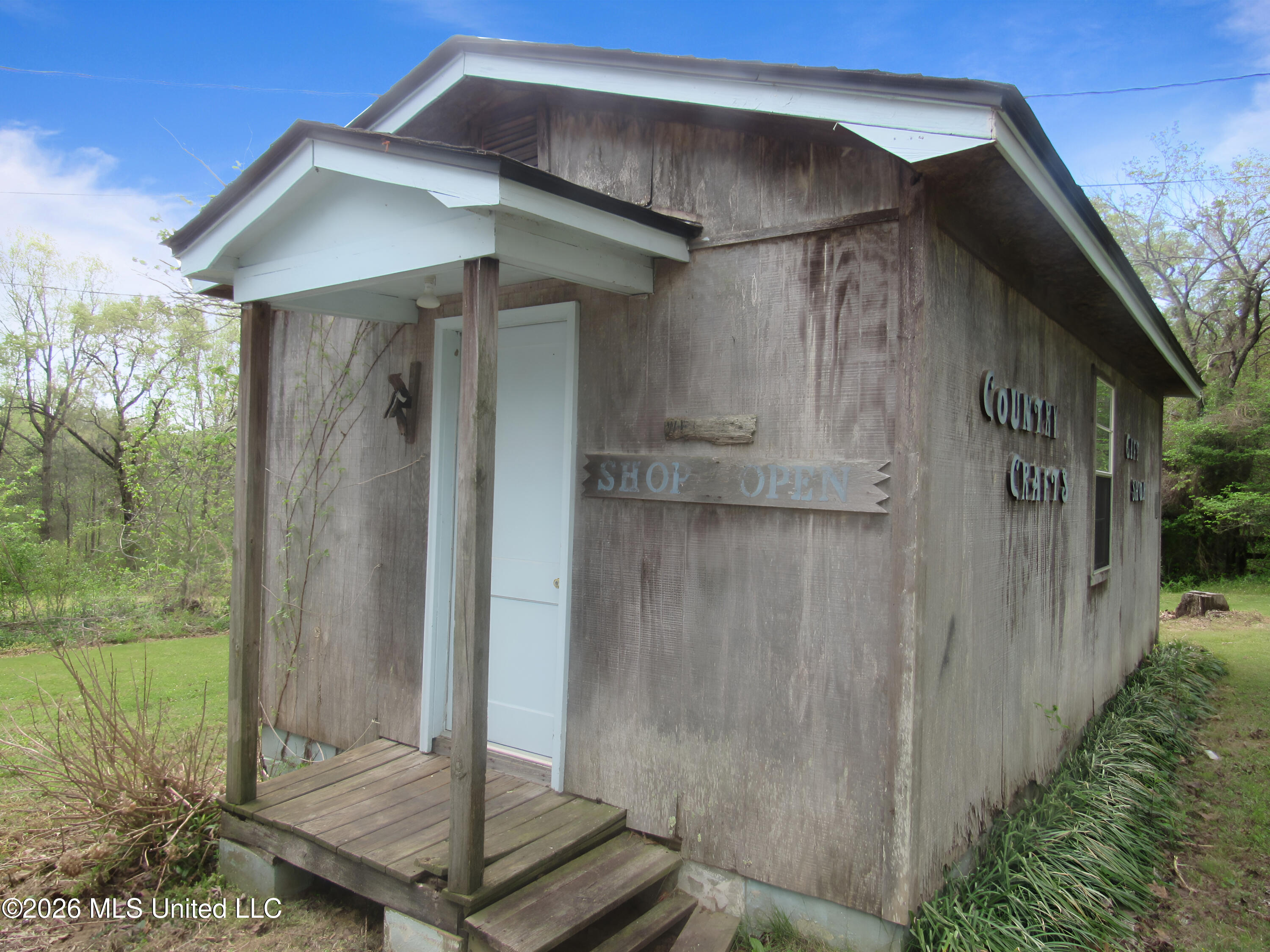 461 Cypress Corner Road Senatobia, MS 38668 - Photo 5 of 20 IMG_7552