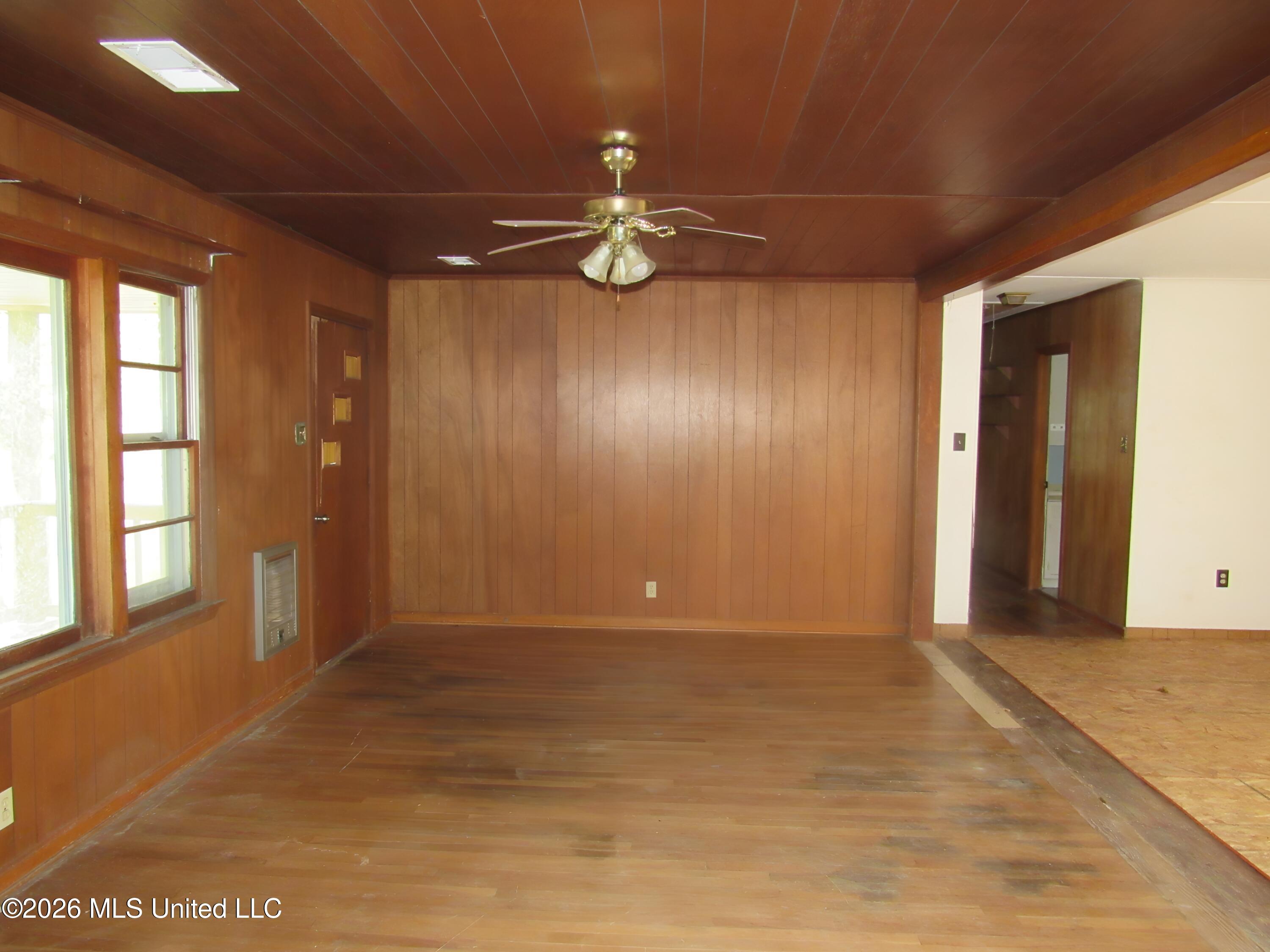 461 Cypress Corner Road Senatobia, MS 38668 - Photo 7 of 20 IMG_7555