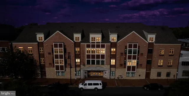 $299,000 | 350 South Broad Street, Unit 307, Trenton, NJ 08608