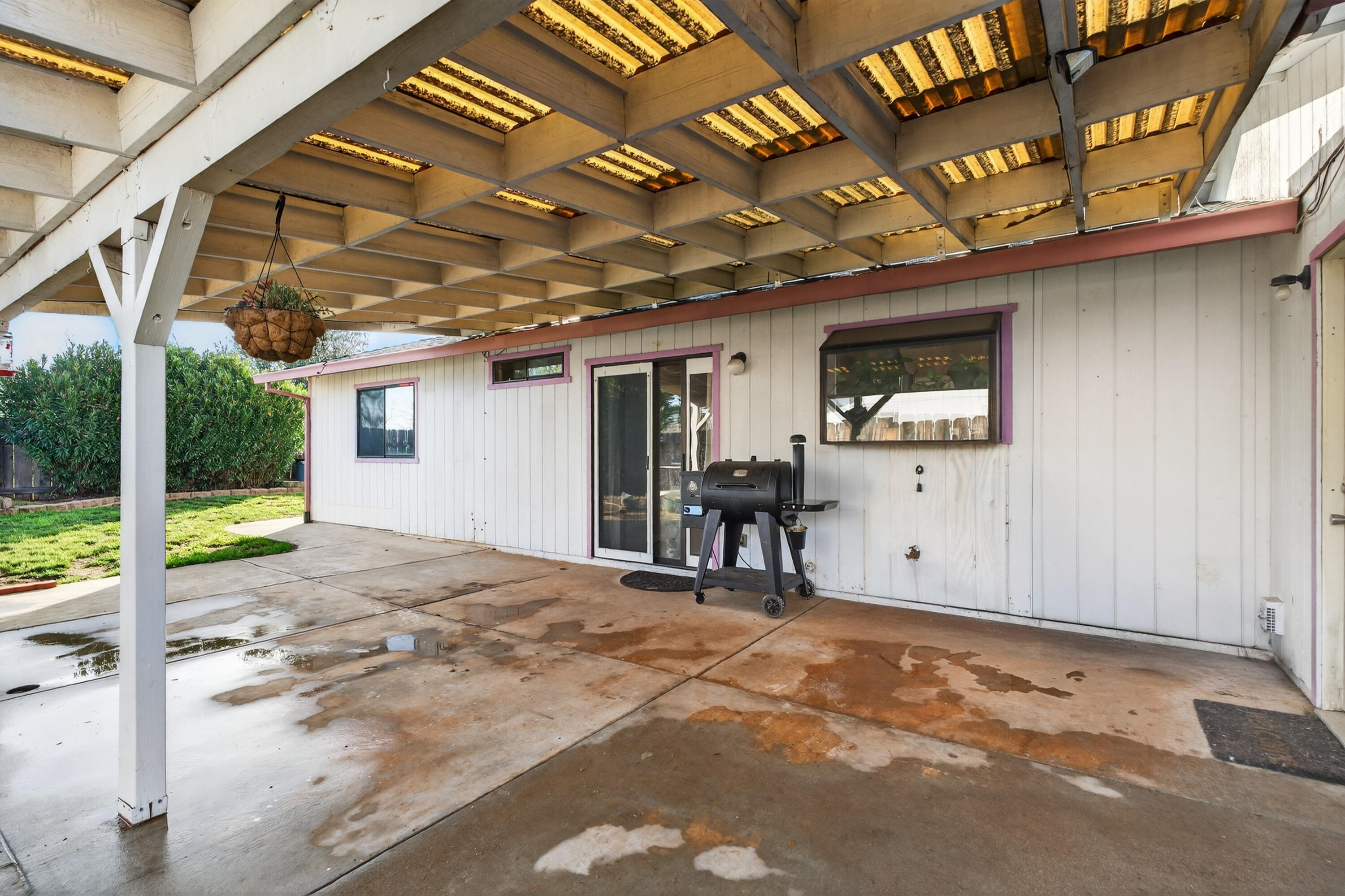 3733 Capricorn Way Redding, CA 96002 - Photo 23 of 28 3733 Capricorn-