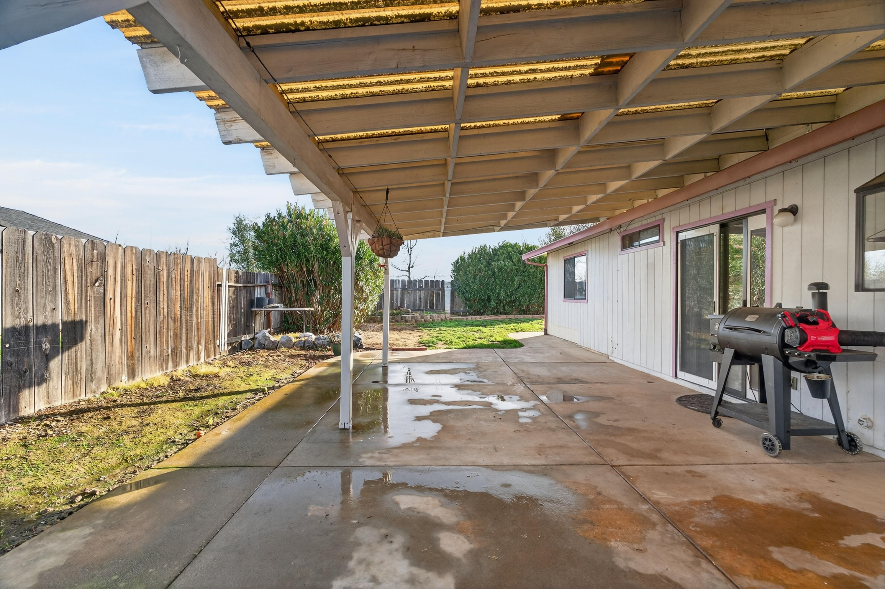 3733 Capricorn Way Redding, CA 96002 - Photo 24 of 28 3733 Capricorn-02580