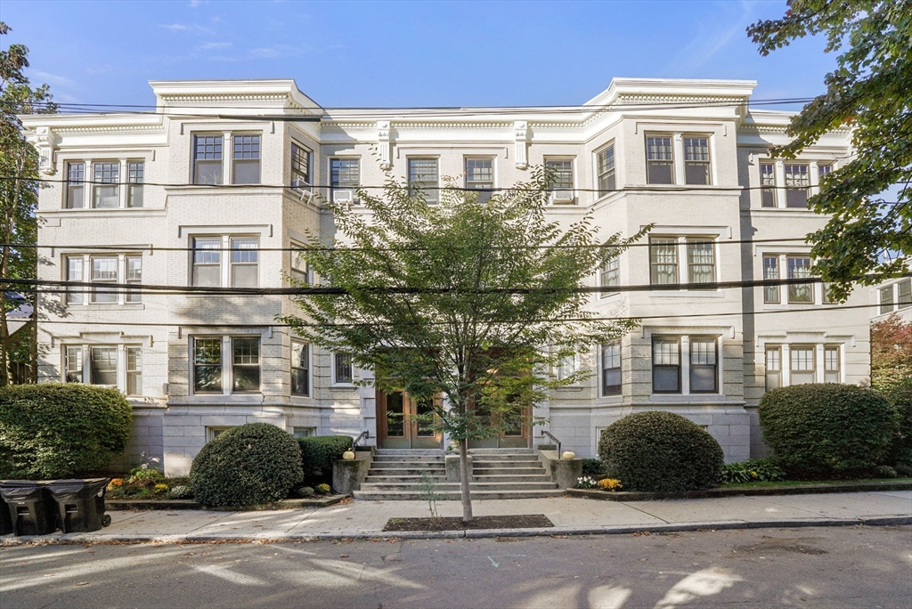 30 Kilsyth Road, Unit 3 Brookline, MA 02445 - Photo 10 of 11 front view of a building