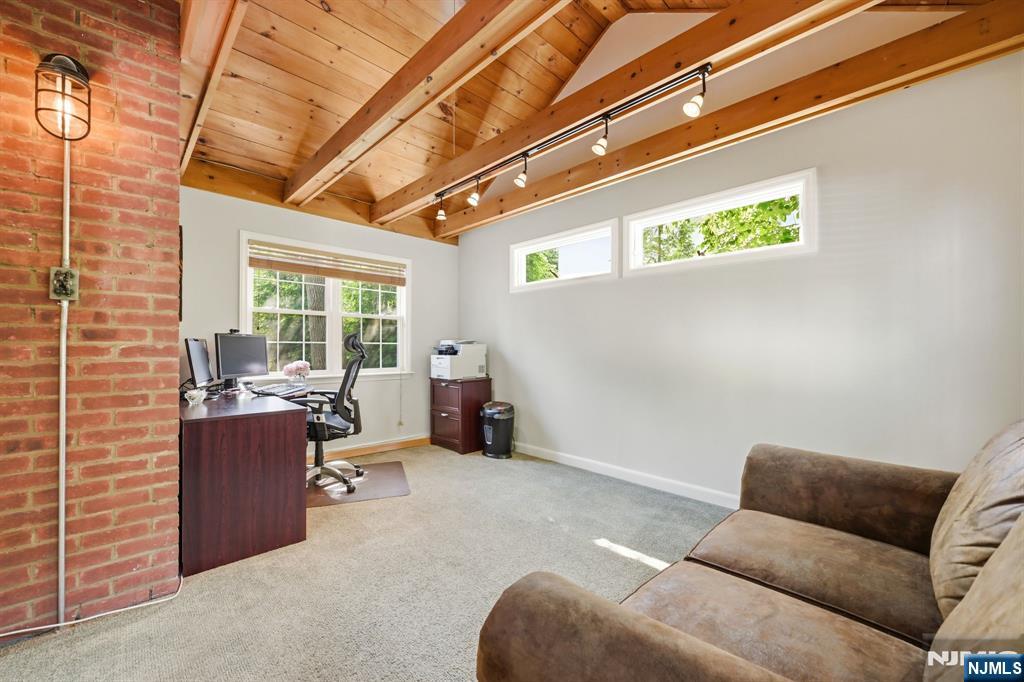 62 Fells Road Verona, NJ 07044 - Photo 18 of 48