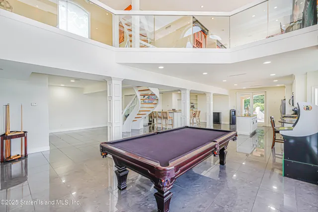 $3,977,000 | 30 Aviva Court | Tottenville