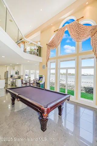$3,977,000 | 30 Aviva Court | Tottenville