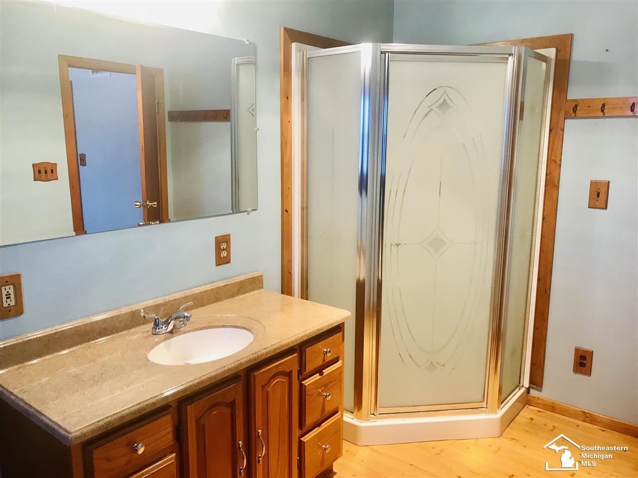 2249 East Hurd Road Monroe, MI 48162 - Photo 8 of 23